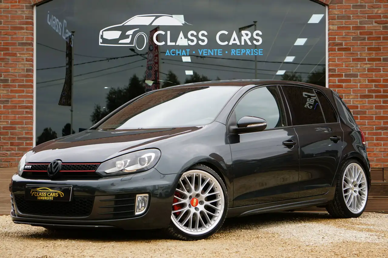 Volkswagen Golf GTI