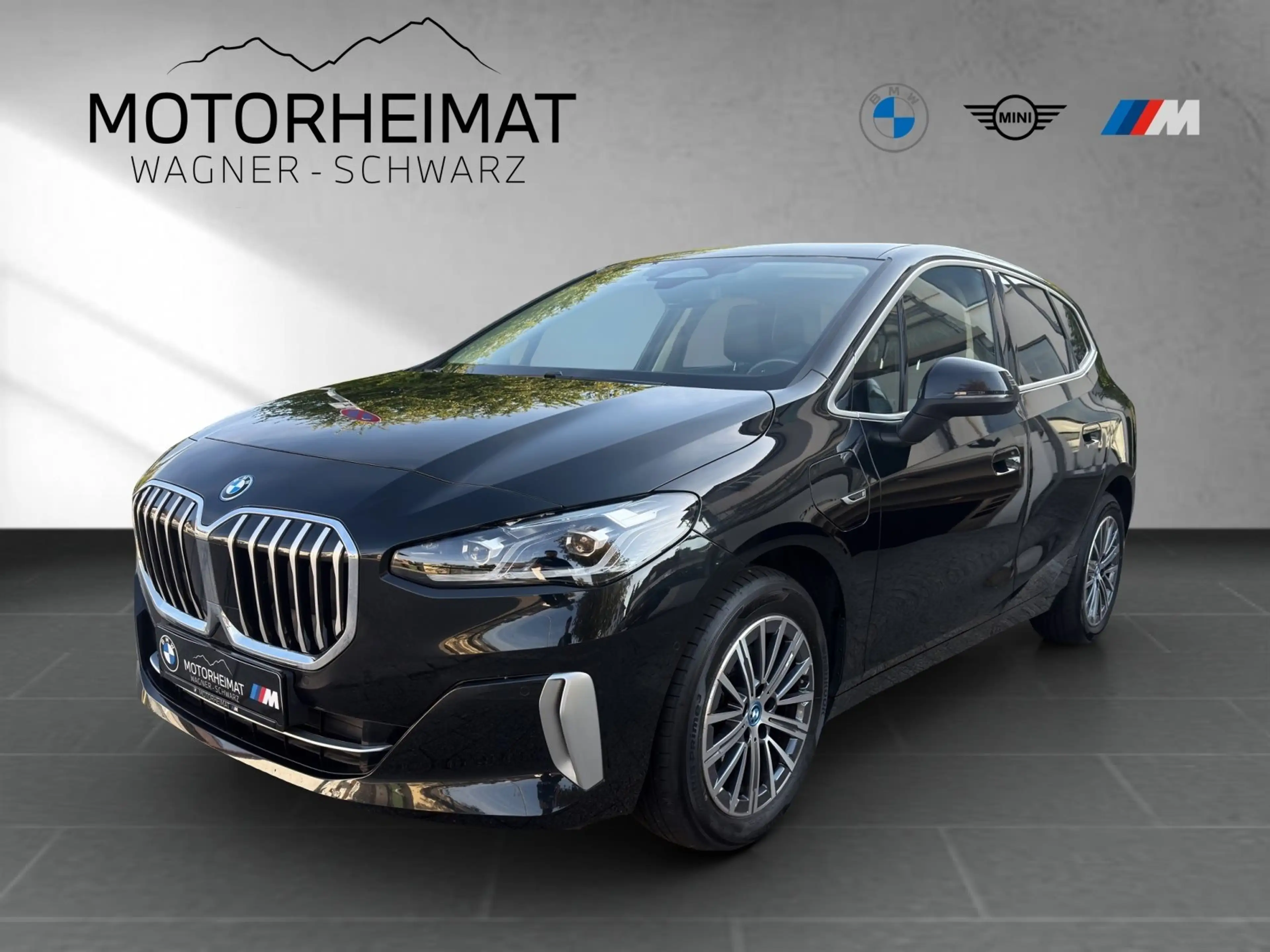 BMW 225 e xDrive Active Tourer Luxury Line AHK HiFi