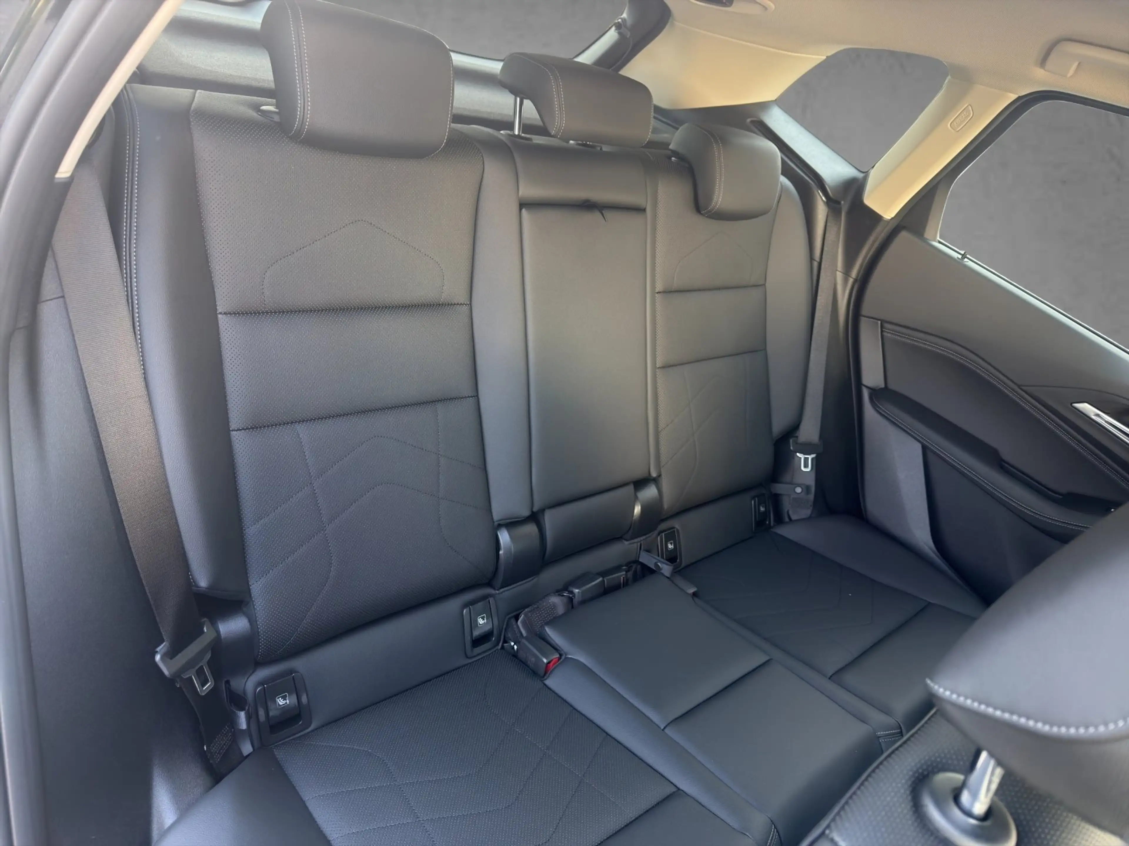 BMW 225 e xDrive Active Tourer Luxury Line AHK HiFi — photo 15