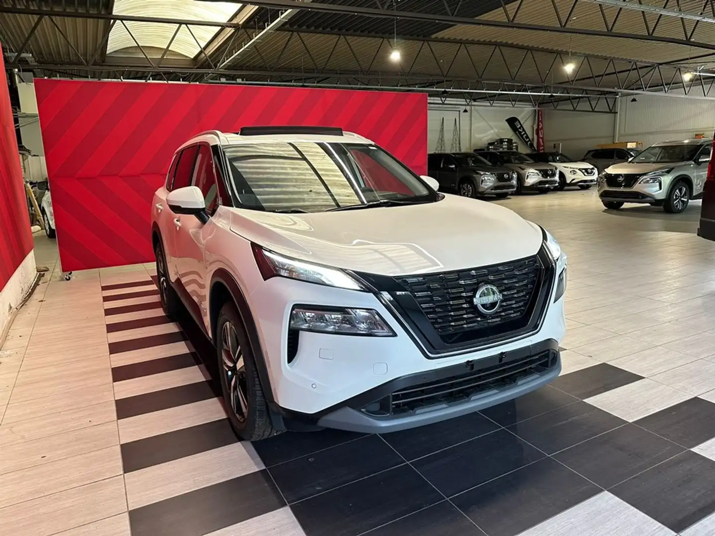 Nissan X-Trail N-CONNECTA 4WD / e-POWER//Cold pack// Lounge Pack/ Grijs - 2