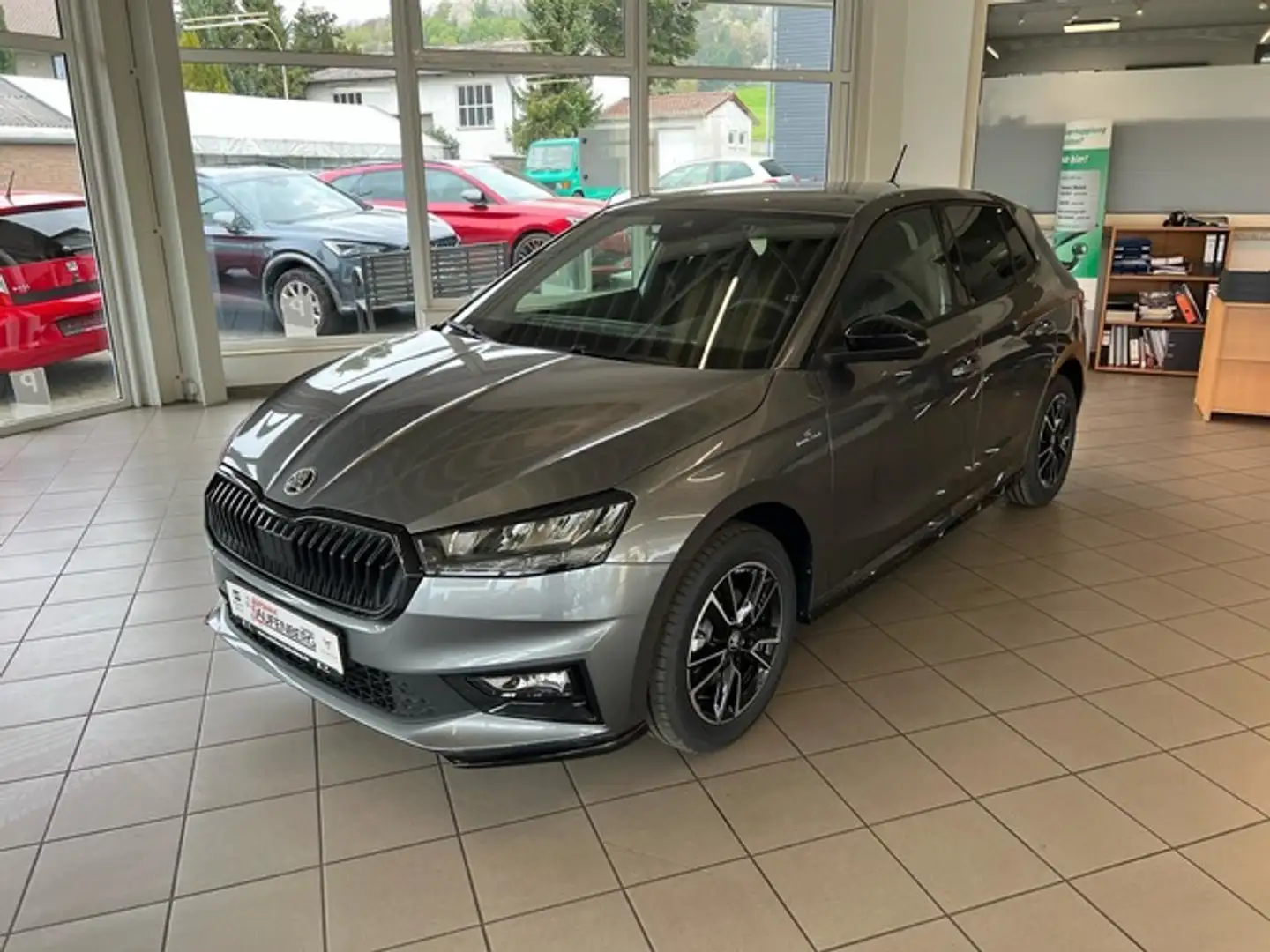 Skoda Fabia 1.0 TSI 115PS DSG Monte Carlo Grau - 2