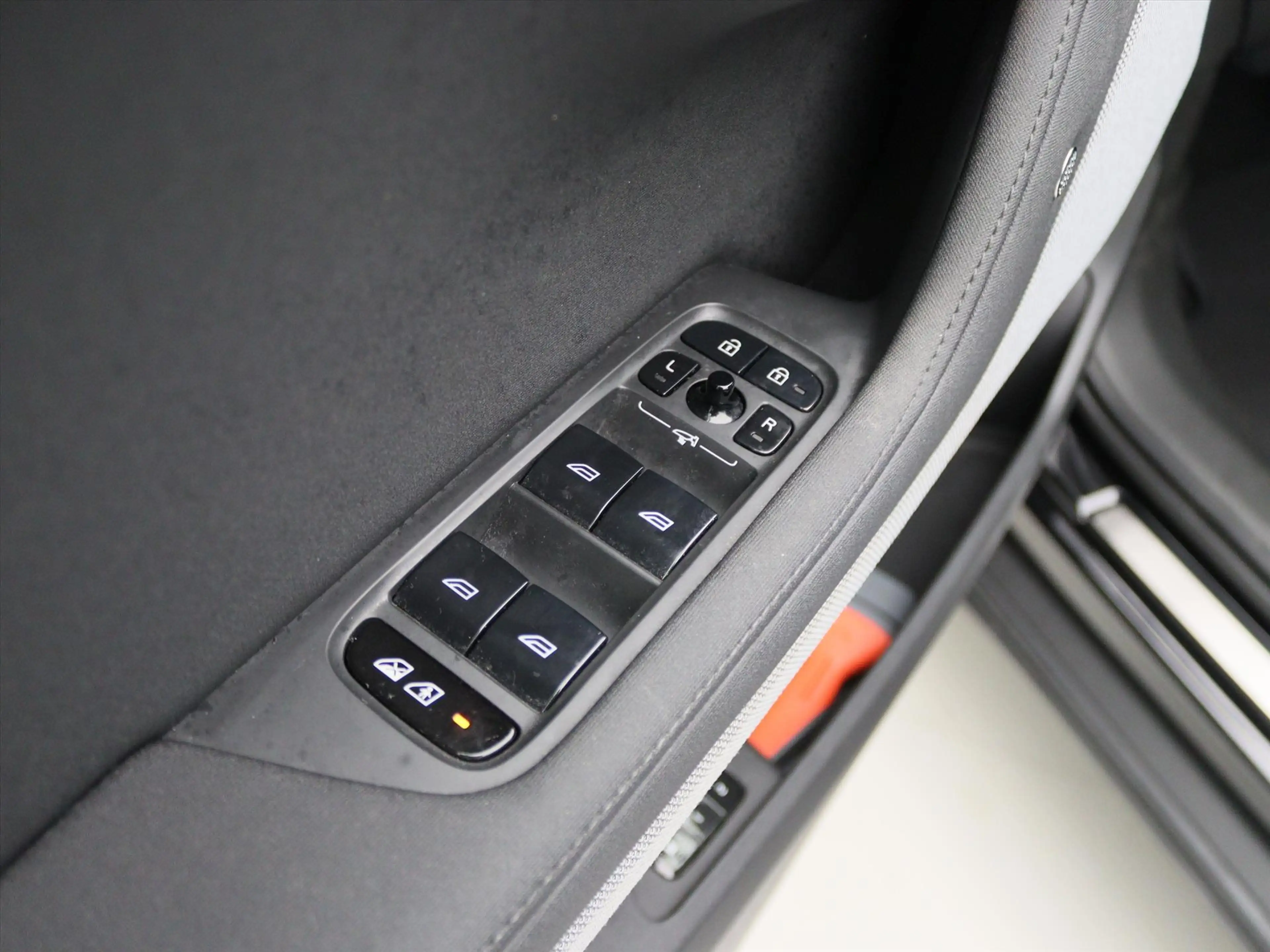 Polestar 2 Long Range Dual Motor 408PK 78kWh 90.1% SoH [ PILO — photo 23
