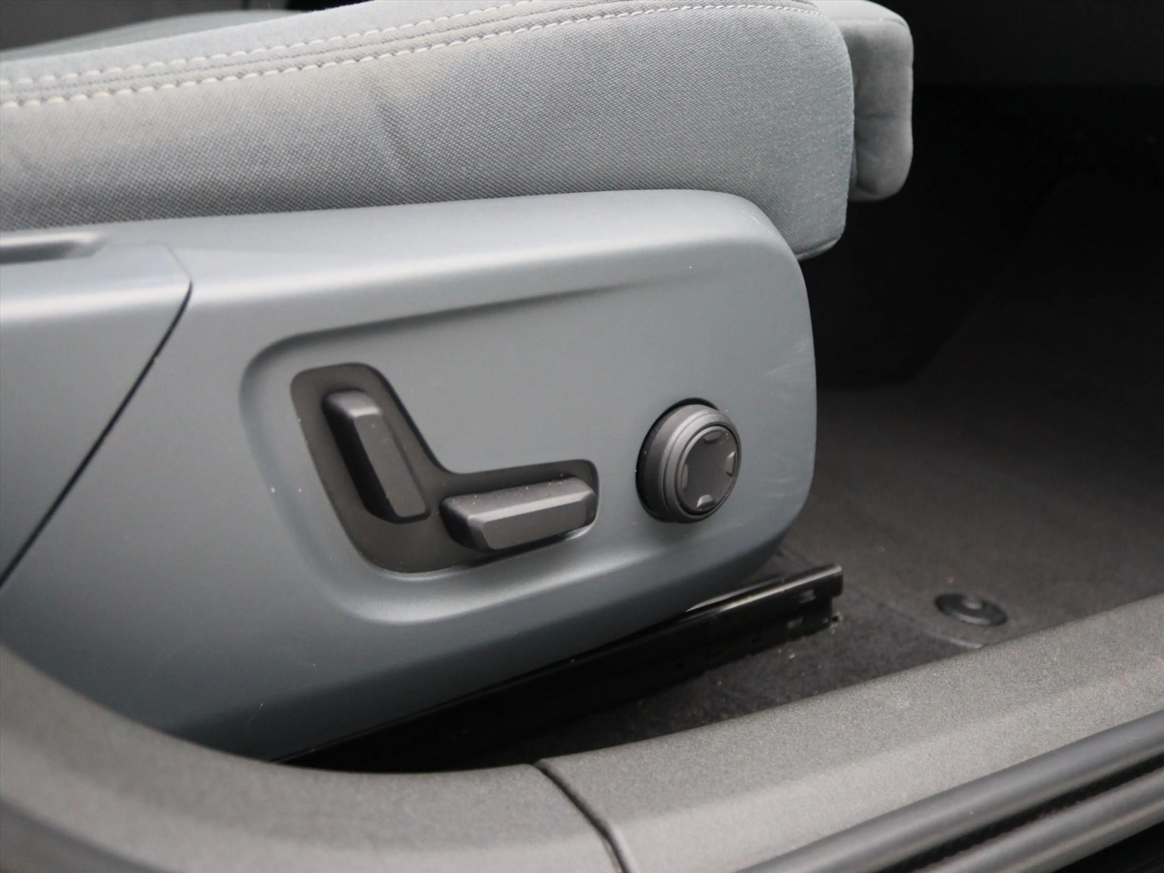 Polestar 2 Long Range Dual Motor 408PK 78kWh 90.1% SoH [ PILO — photo 19