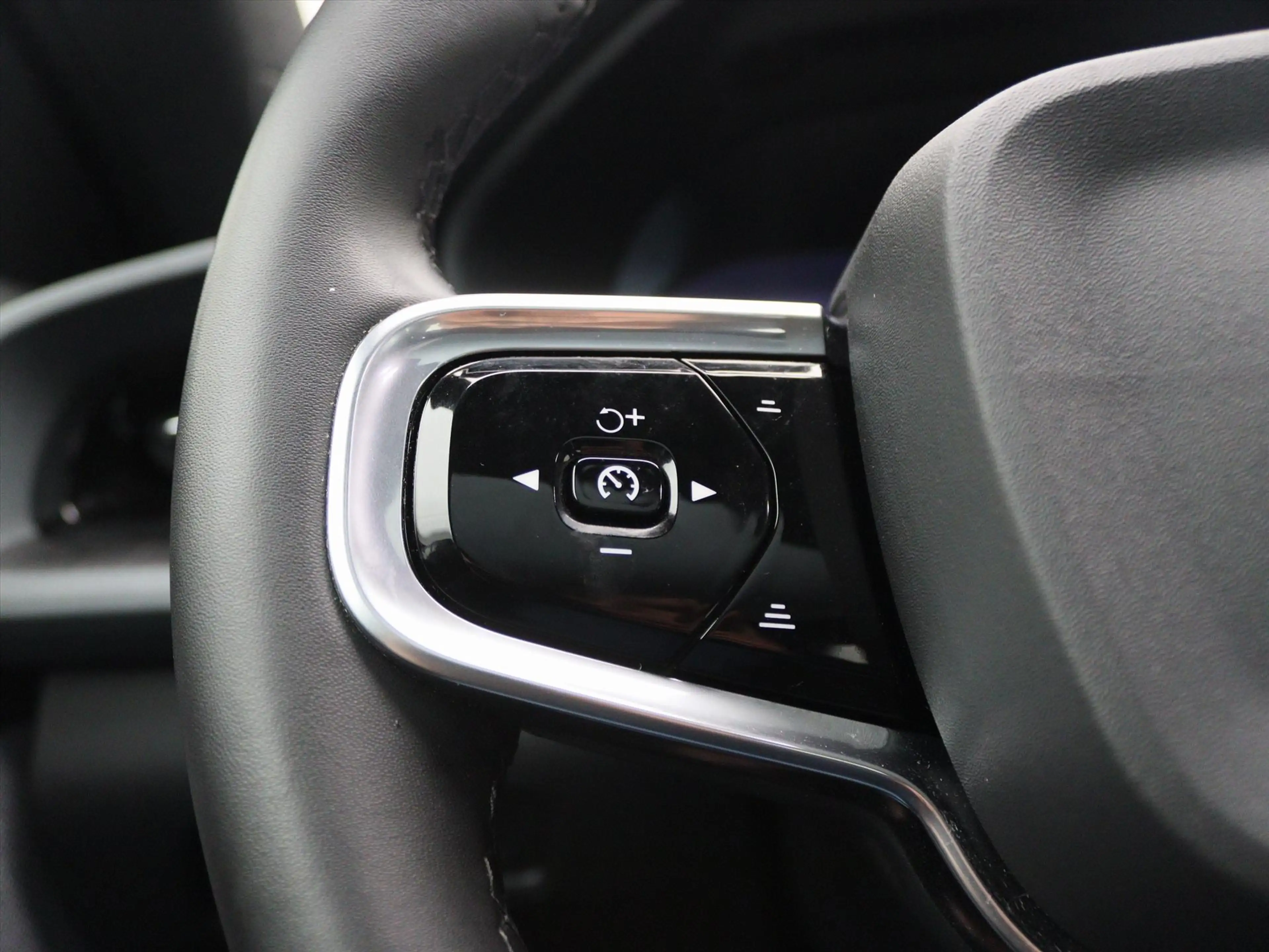 Polestar 2 Long Range Dual Motor 408PK 78kWh 90.1% SoH [ PILO — photo 25