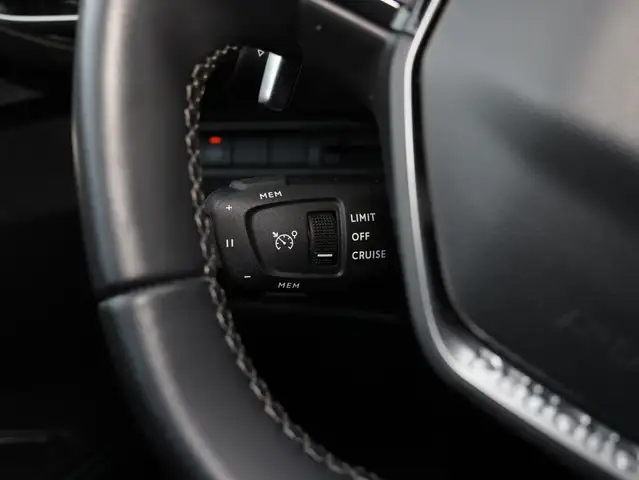 Peugeot 3008 view 14