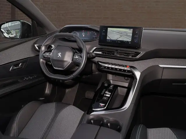 Peugeot 3008 view 11