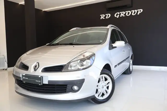 2008 Renault Clio in Silver for sale