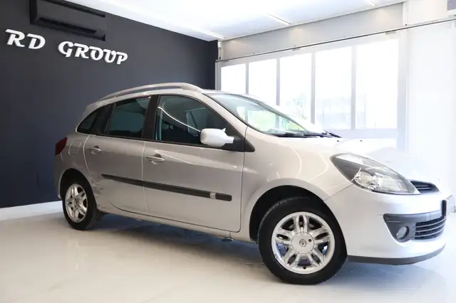 Renault Clio view 3