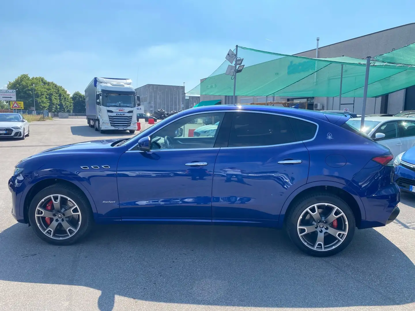 Maserati Levante V6 AWD Gransport Bleu - 2