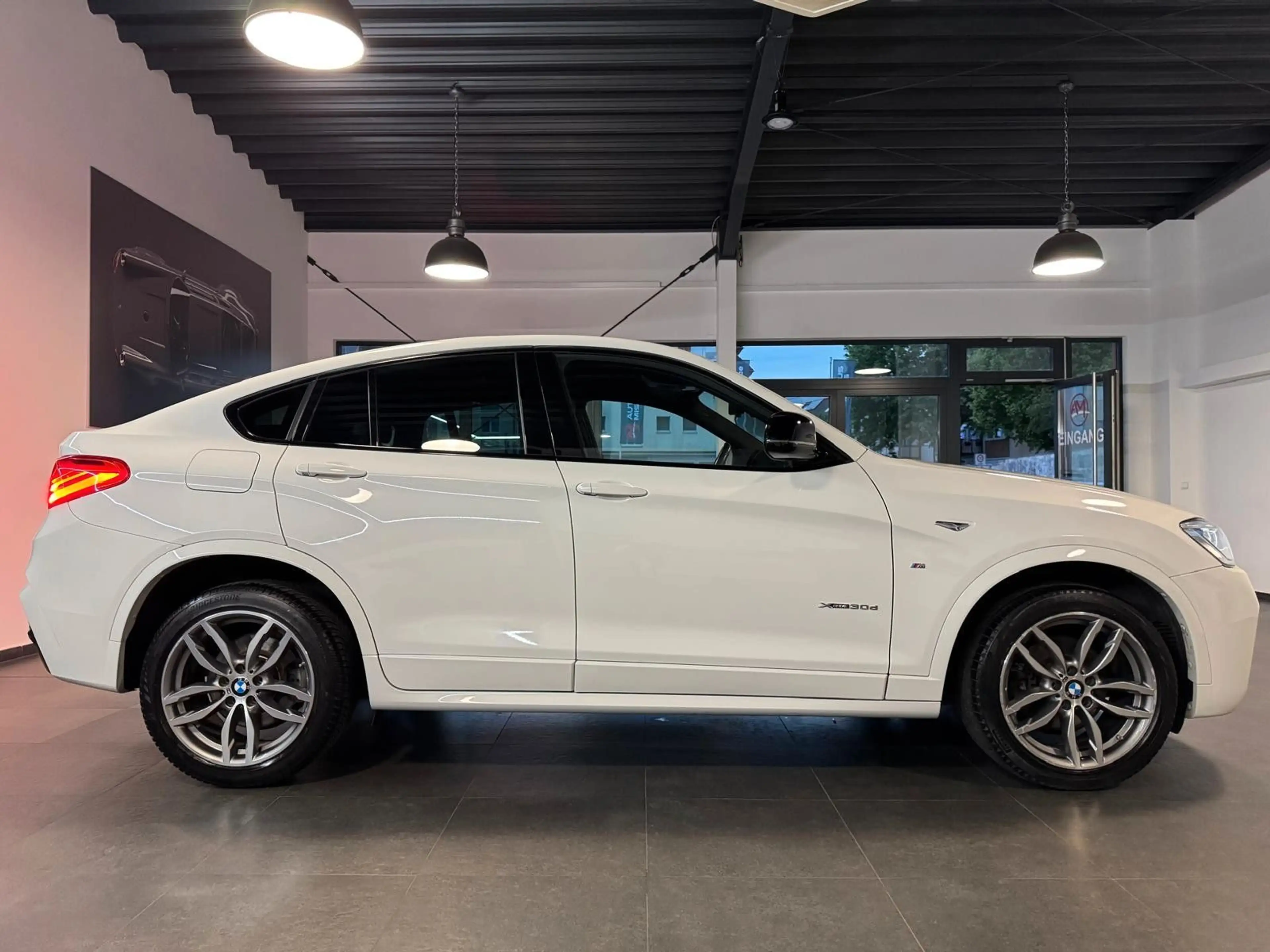 BMW X4 xDrive 30d M-Paket/Schiebedach+Head-Up+Kamera — photo 4