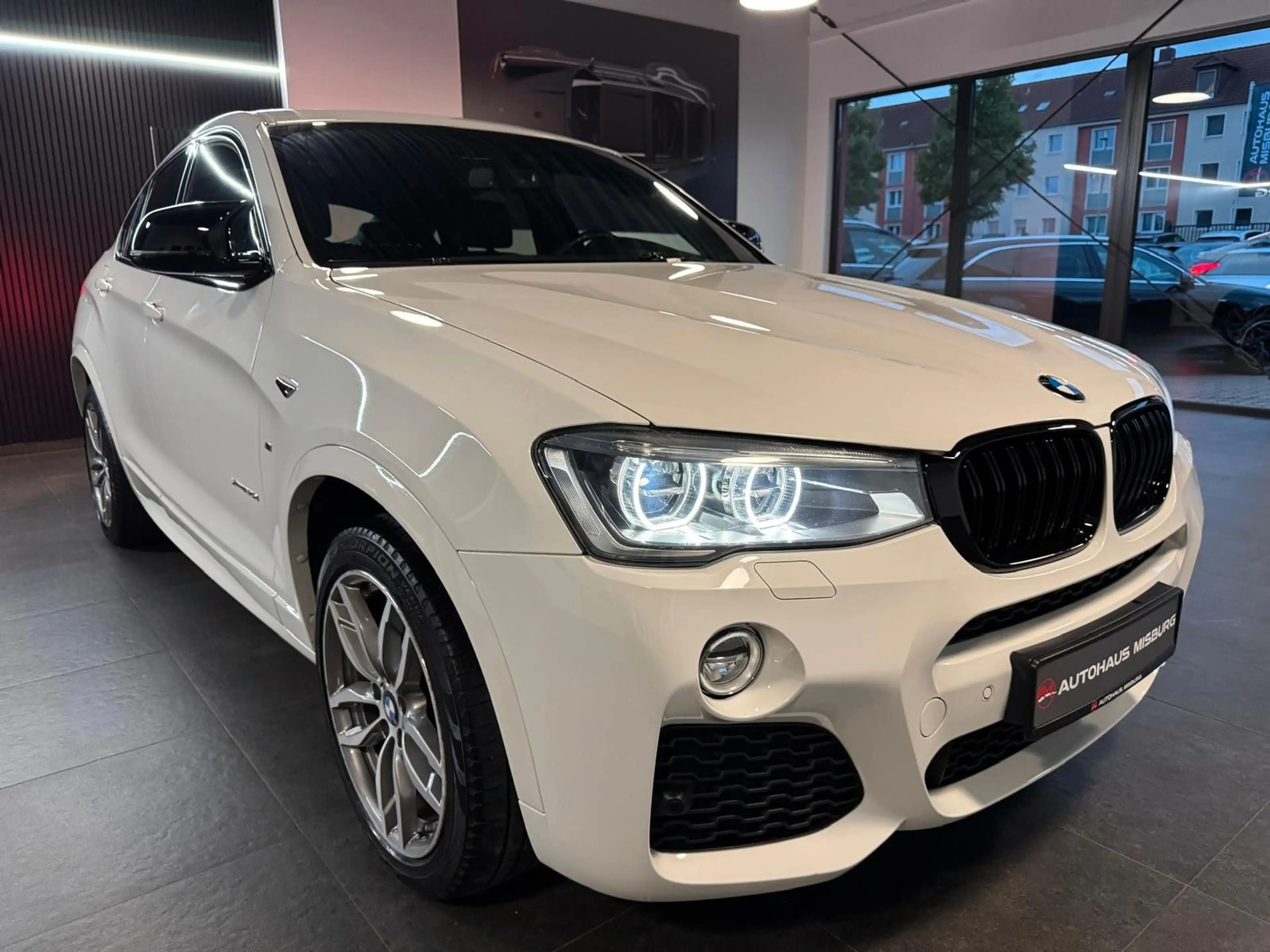 BMW X4 xDrive 30d M-Paket/Schiebedach+Head-Up+Kamera — photo 3