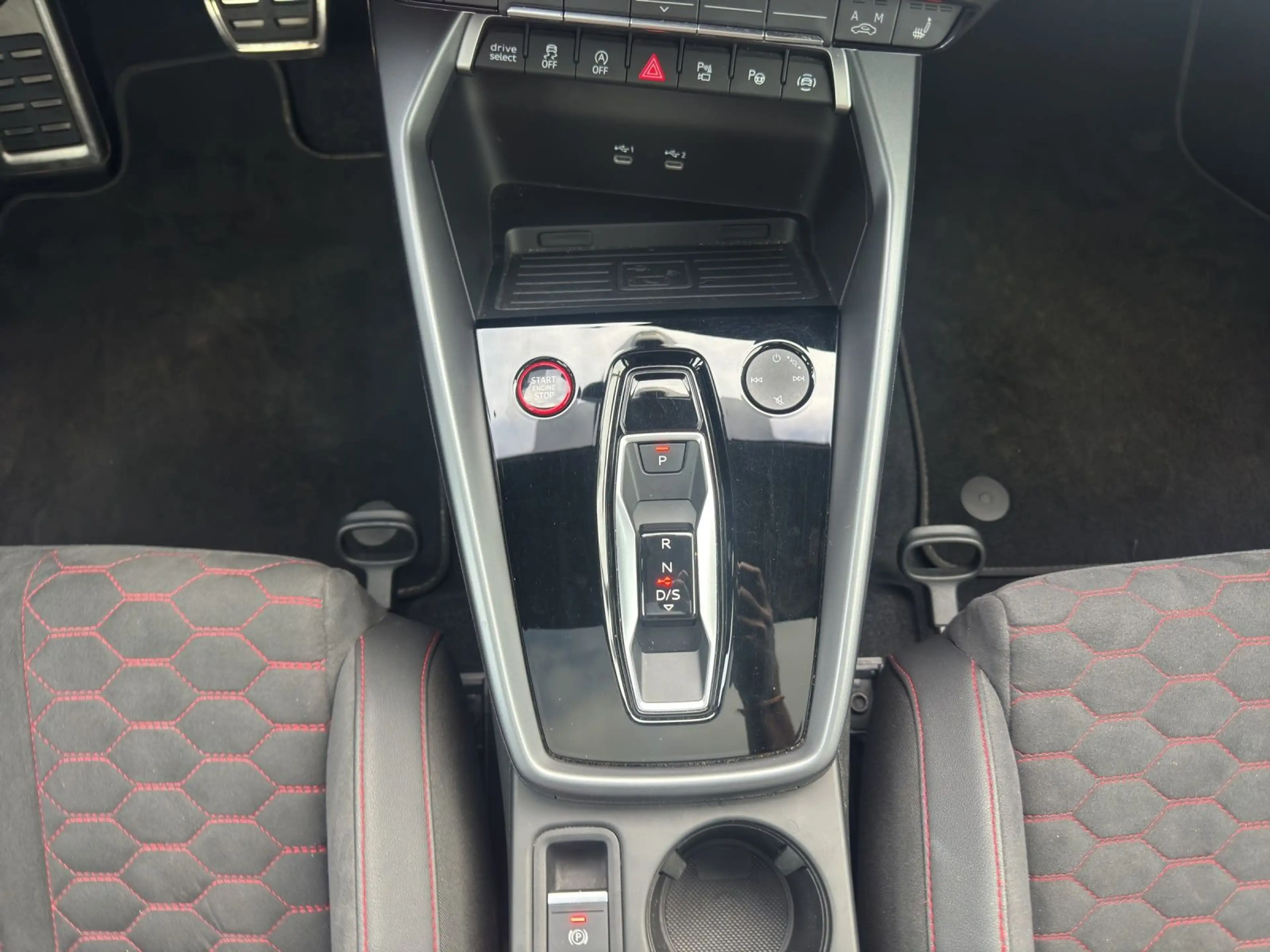 Audi RS3 RS3 LIMO TFSI Q RS-SCHALENSITE CARBON RS-AGA SON — photo 11