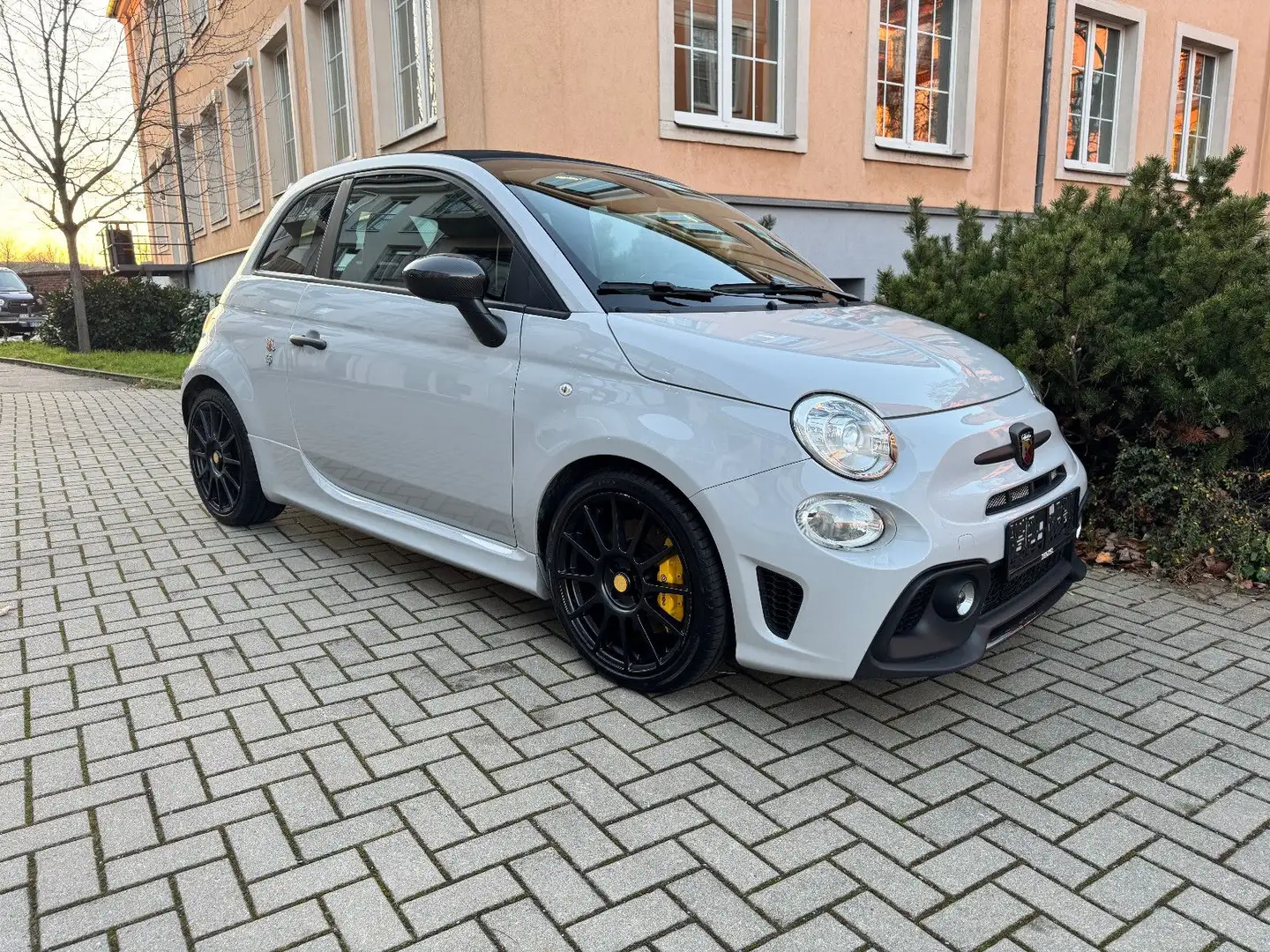 Abarth 595C esseesse/Akrapovic/Beat/Carbon Blanc - 1