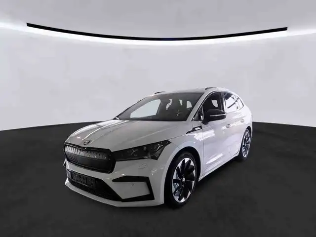 Skoda Enyaq 60 Sportline Wärmepumpe/AHK/Pano/21/Kamera Sportl