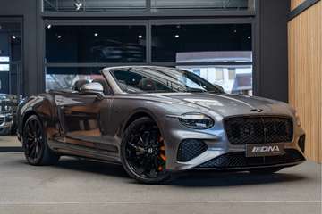 V8 Hybrid Black Edition 4.0 V8 Hybrid 22 Inch .