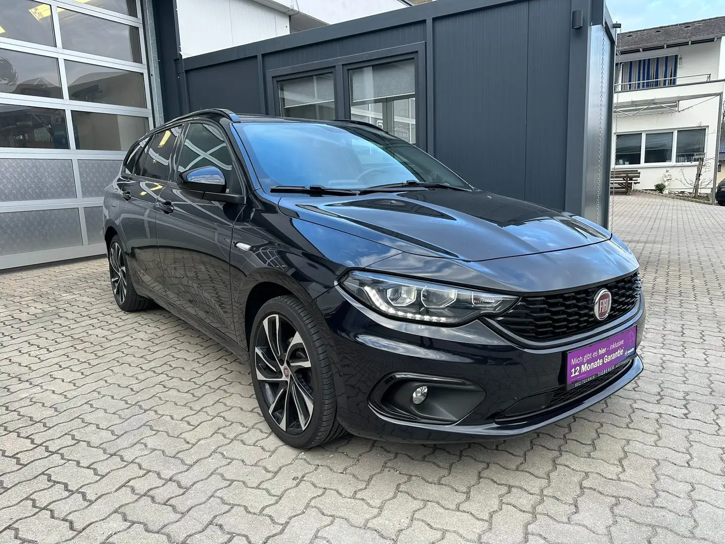 Fiat Tipo S-Design Schwarz - 1