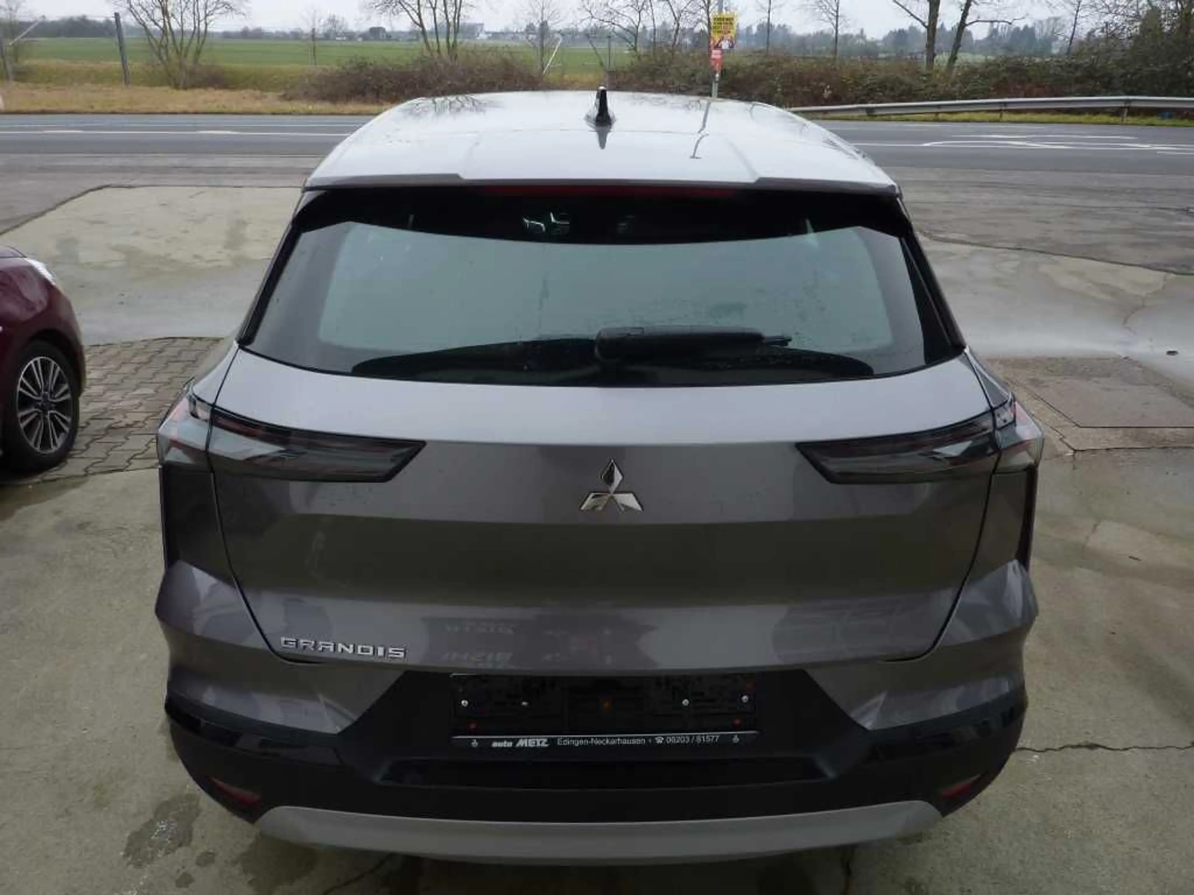 Mitsubishi Grandis Diamant PLUS 1.8 Vollhybrid 158PS — photo 5