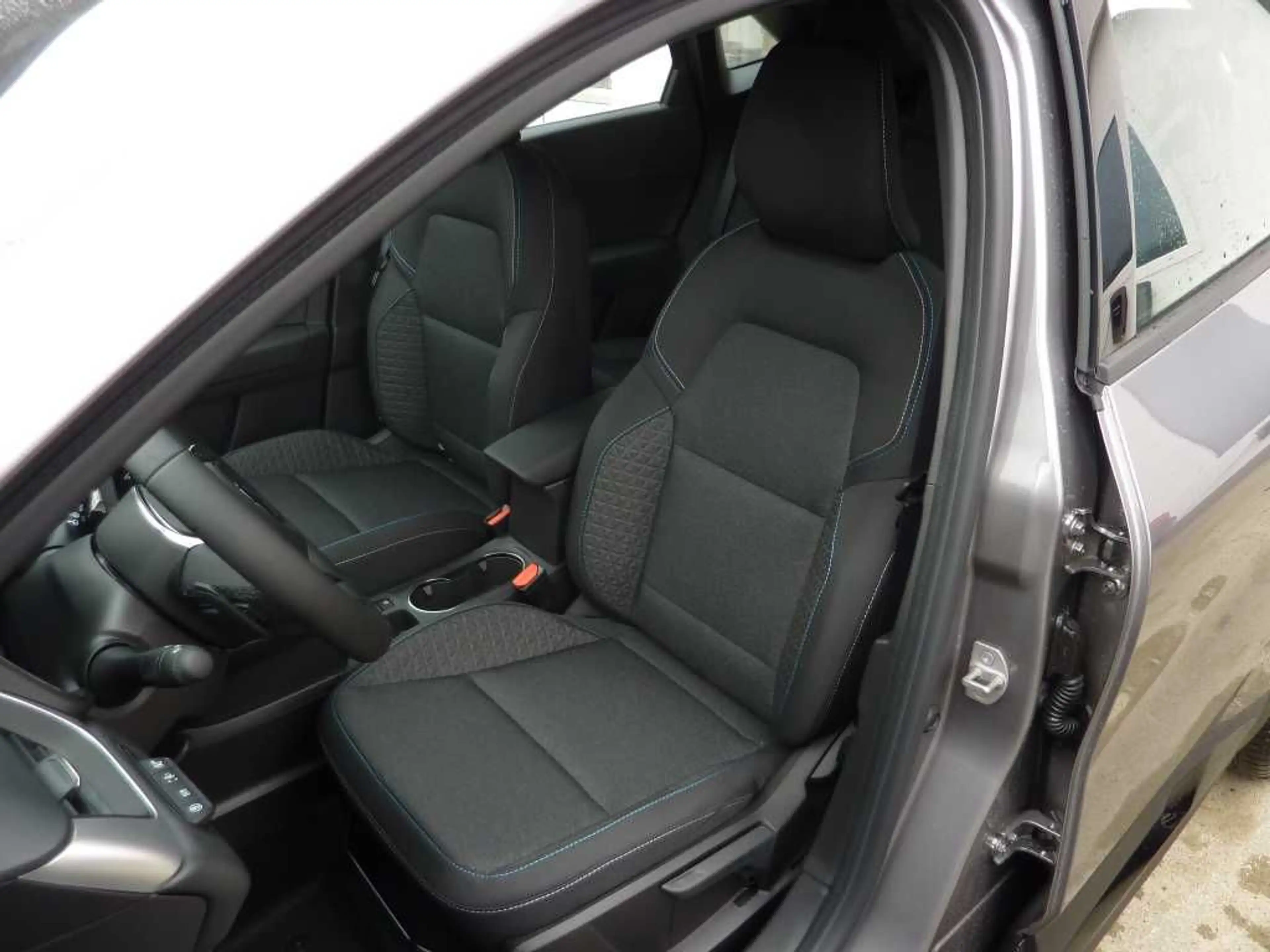 Mitsubishi Grandis Diamant PLUS 1.8 Vollhybrid 158PS — photo 9