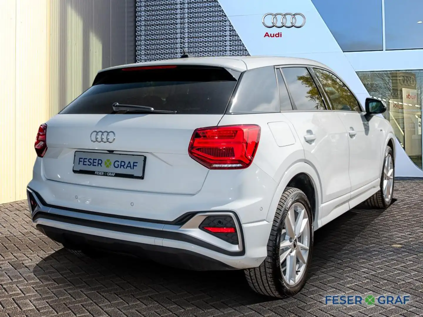 Audi Q2 35TFSI S tronic S line /Matrix/Pano/Navi+/Kamera Weiß - 2