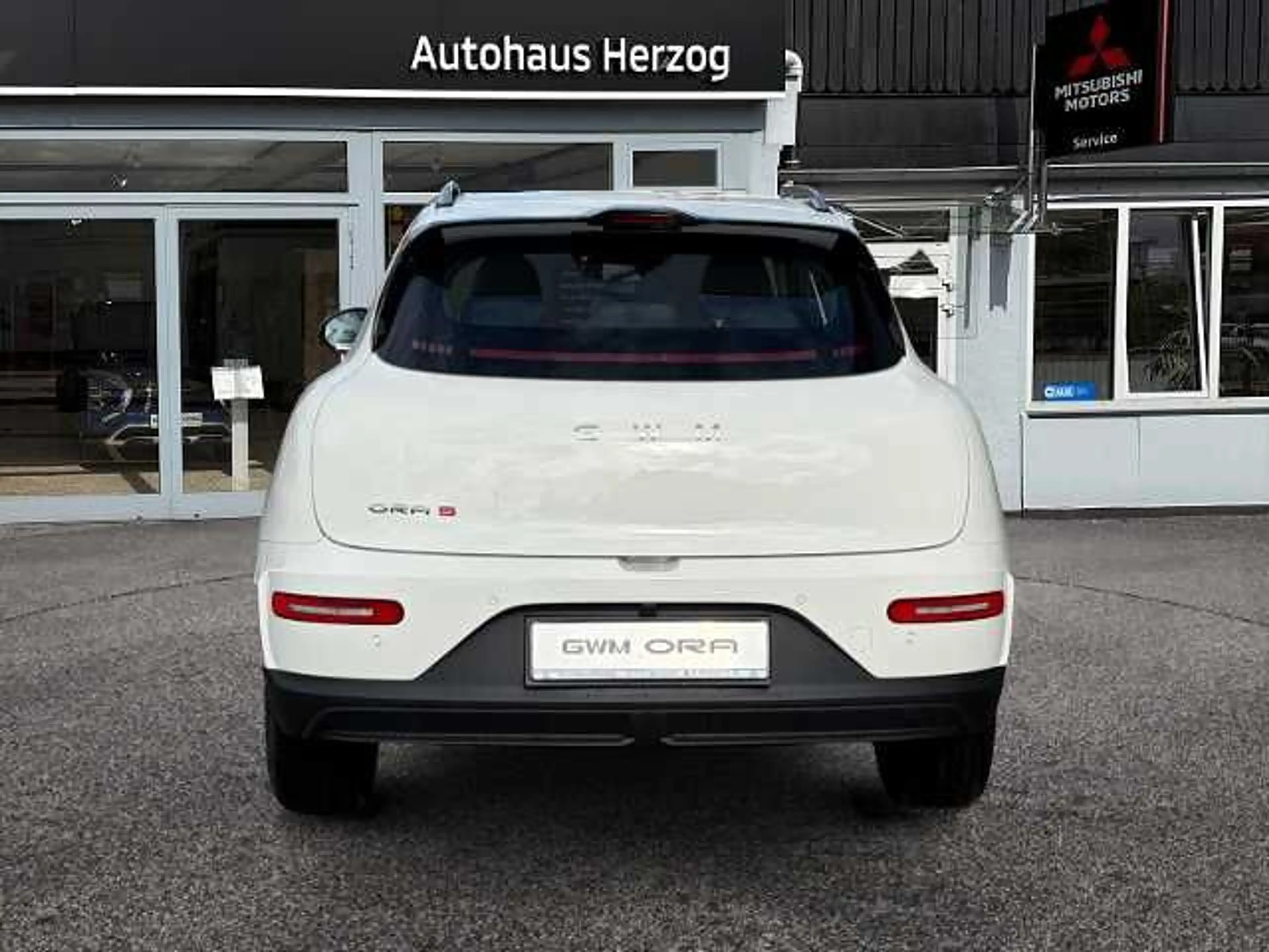 GWM Others ORA 5 SUV Premium 1.5 Turbo — photo 6
