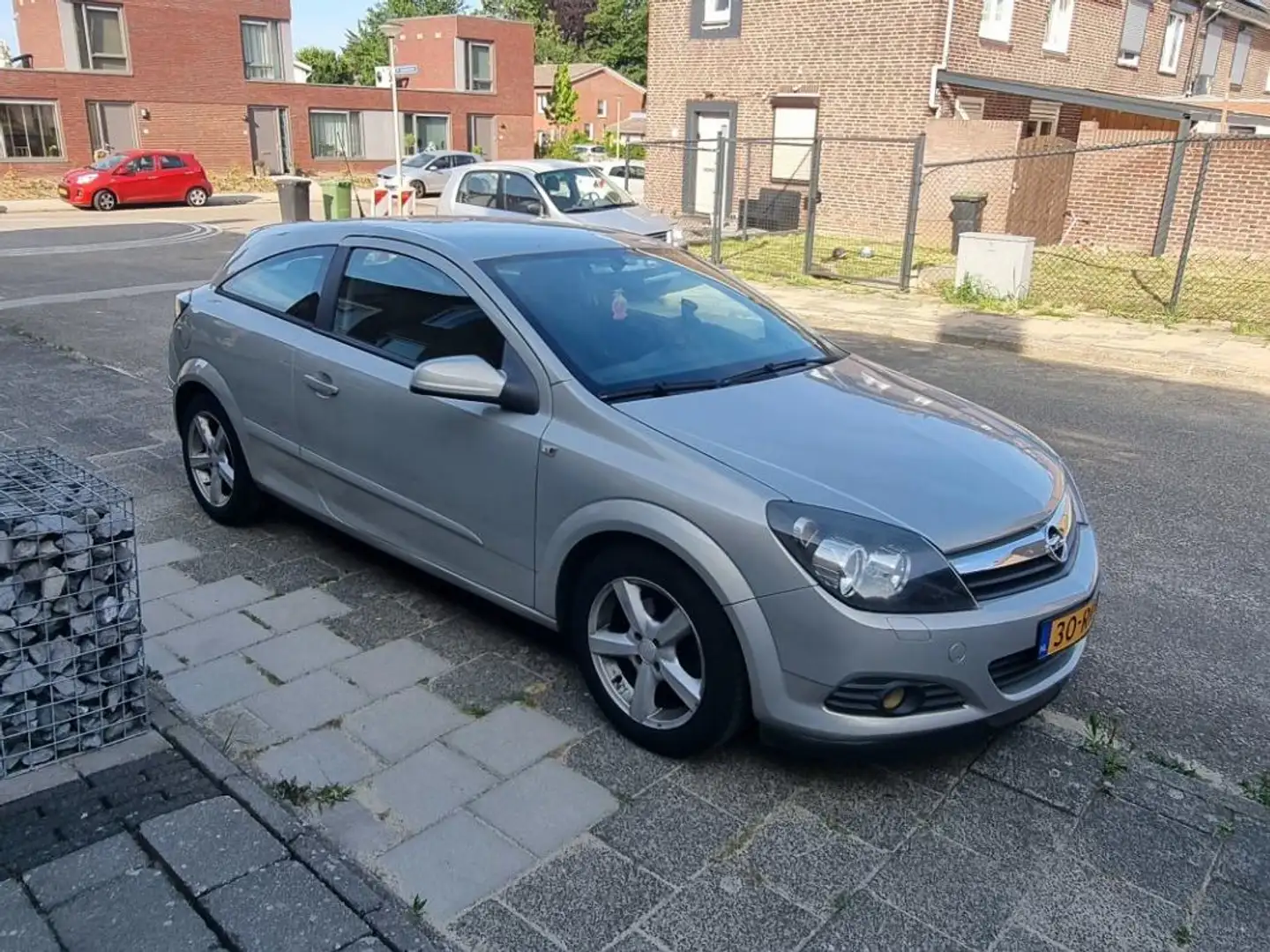 Opel Astra Astra GTC 1.4 Grijs - 1