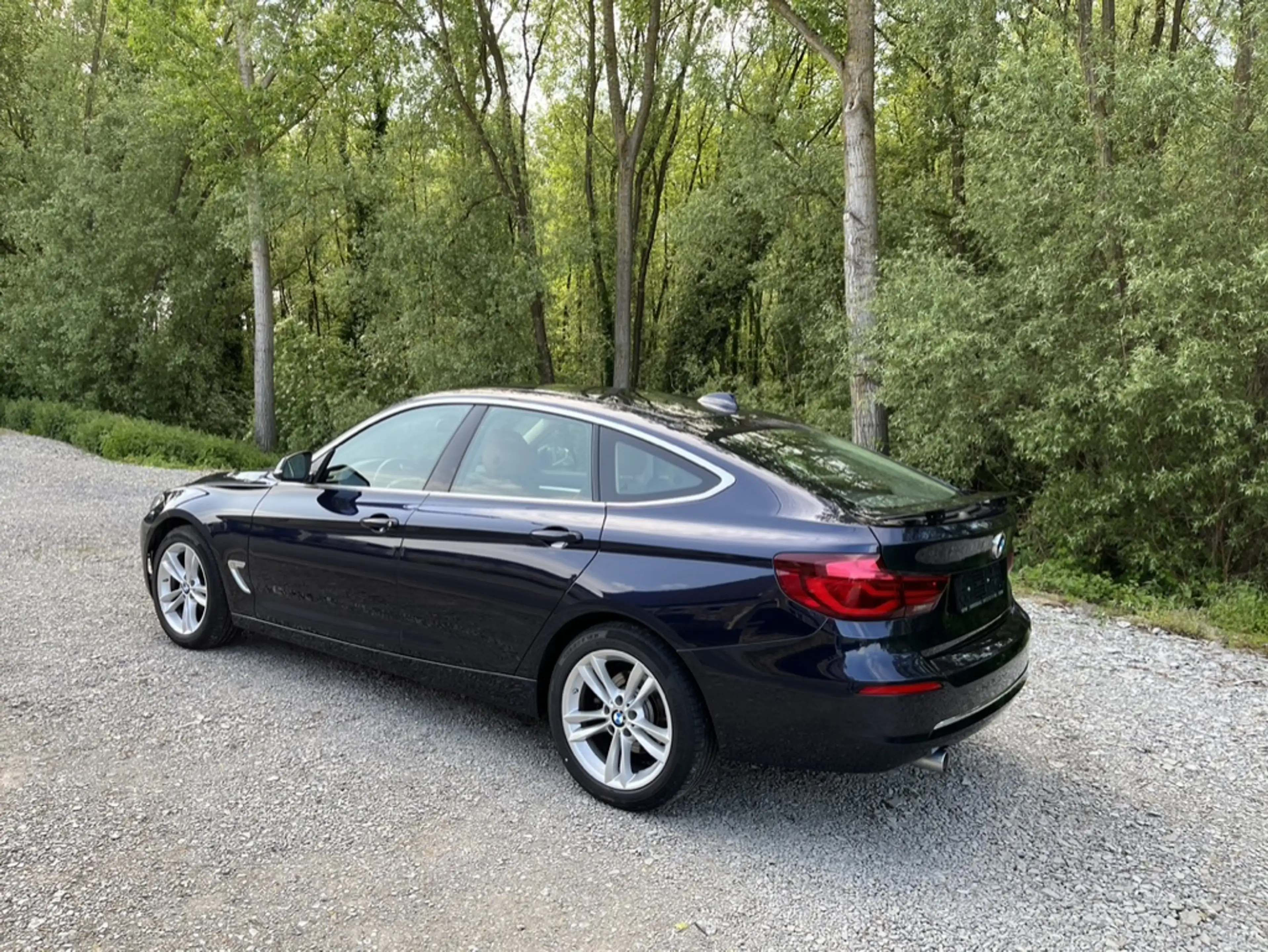 BMW 318 D GT 136PK 2020 slechts 62.189 KM aan 19.990 € + btw — photo 5