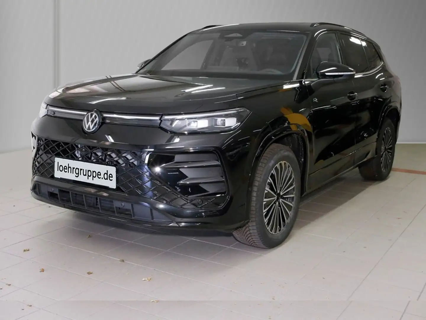 Volkswagen Tayron R-Line 2.0 TDI SCR 4MOTION 7-Gang-DSG Schwarz - 2