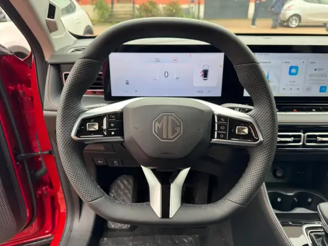 MG HS view 8