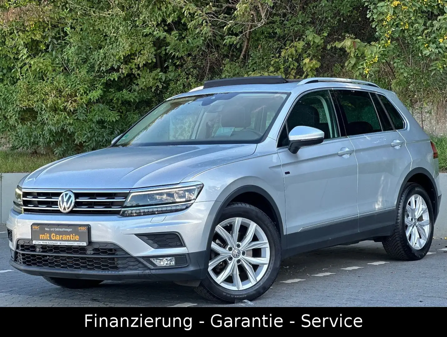 Volkswagen Tiguan 2.0 TDI DSG Join/ACC/AHK/HUD/LED/PANO Silber - 1