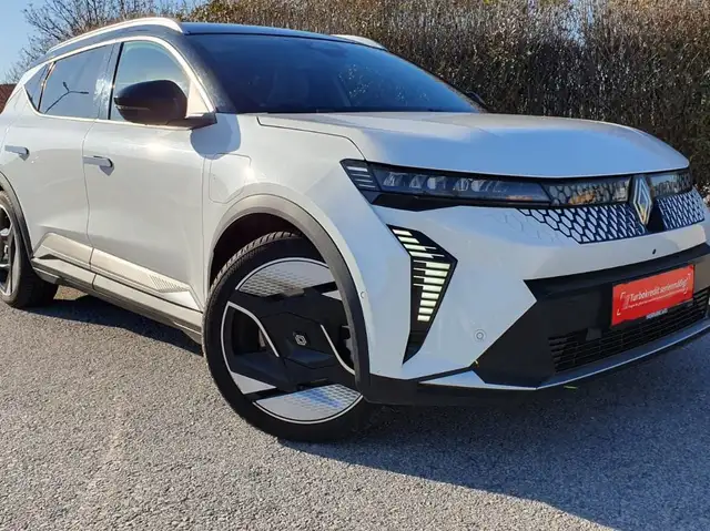 Renault Scenic 220 Long Range Iconic *Panoramadach Solarbay®*