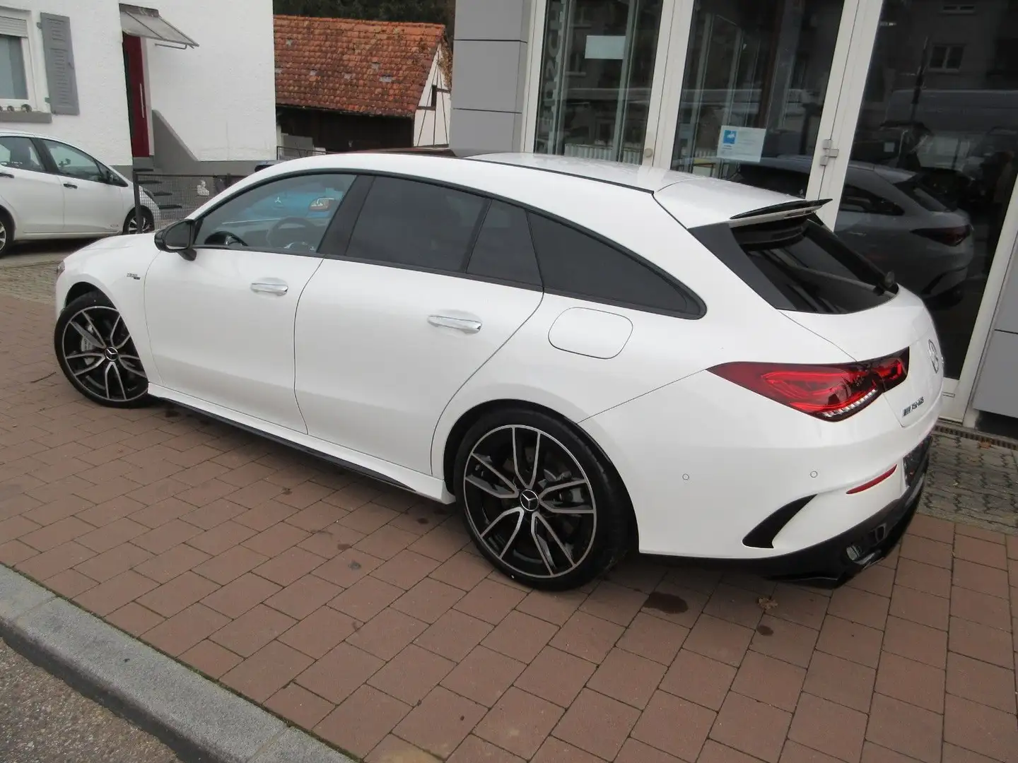 Mercedes-Benz CLA 35 AMG Shooting Brake 4Matic/TOPAUSSTATTUNG1 Blanc - 2