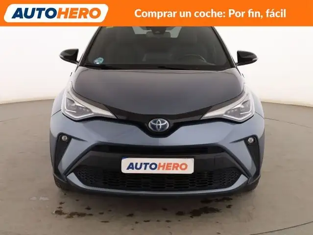 Toyota C-HR view 9