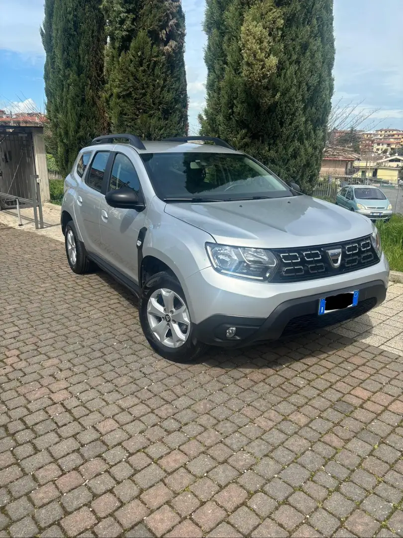 Dacia Duster 1.5 dci Ambiance Family 4x2 s&s 110cv Argento - 2