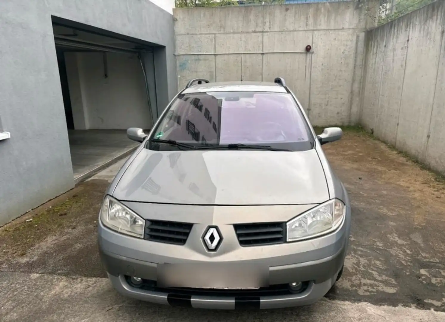 Renault Megane Privilege  Automatik / Heckkamera / TÜV 11/2026 Grau - 1