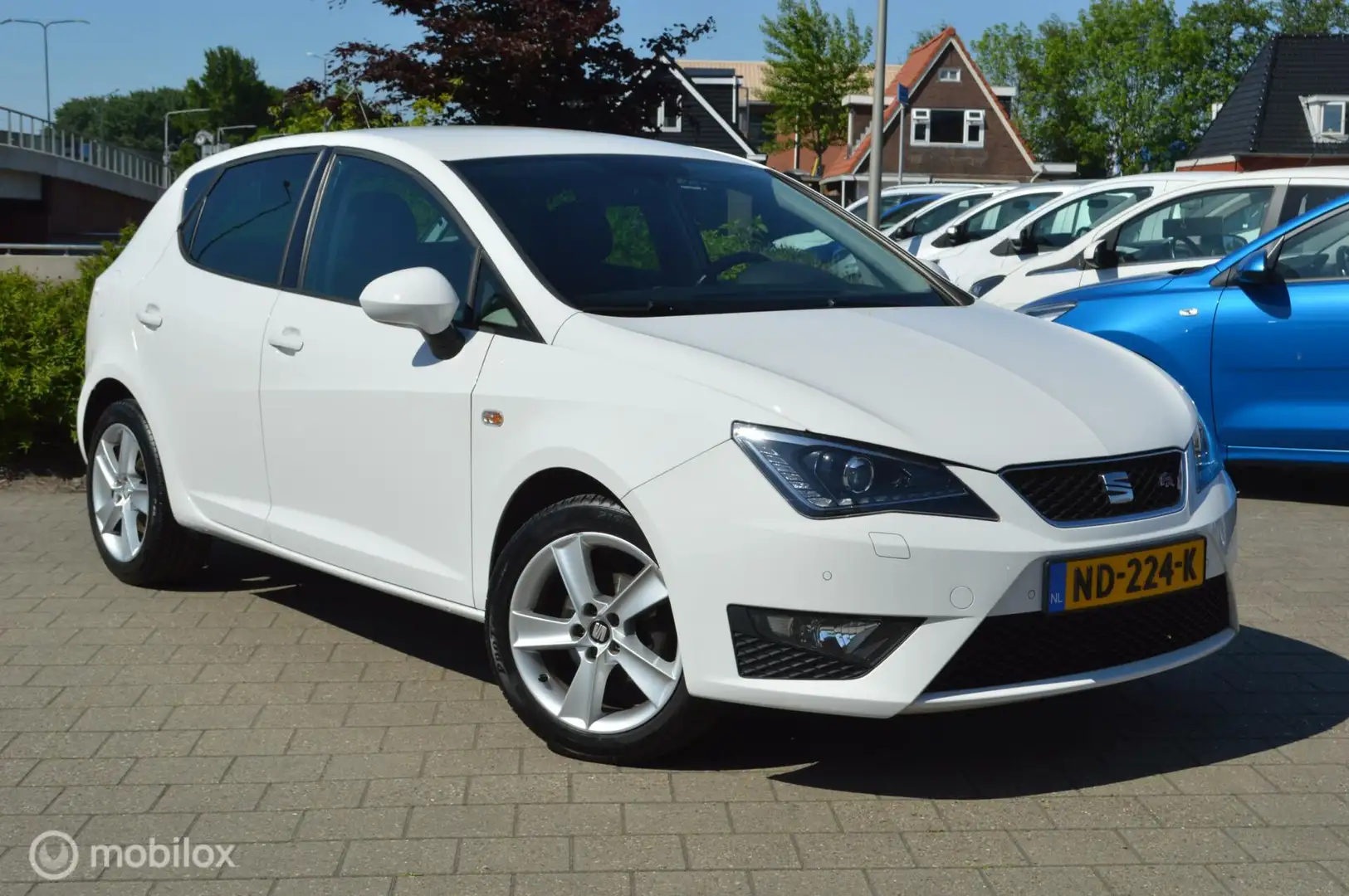 SEAT Ibiza 1.0 EcoTSI FR Connect Blanc - 1