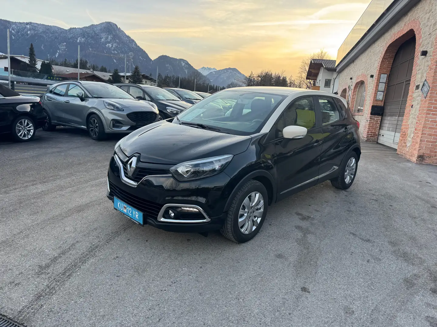 Renault Captur Dynamique Schwarz - 2