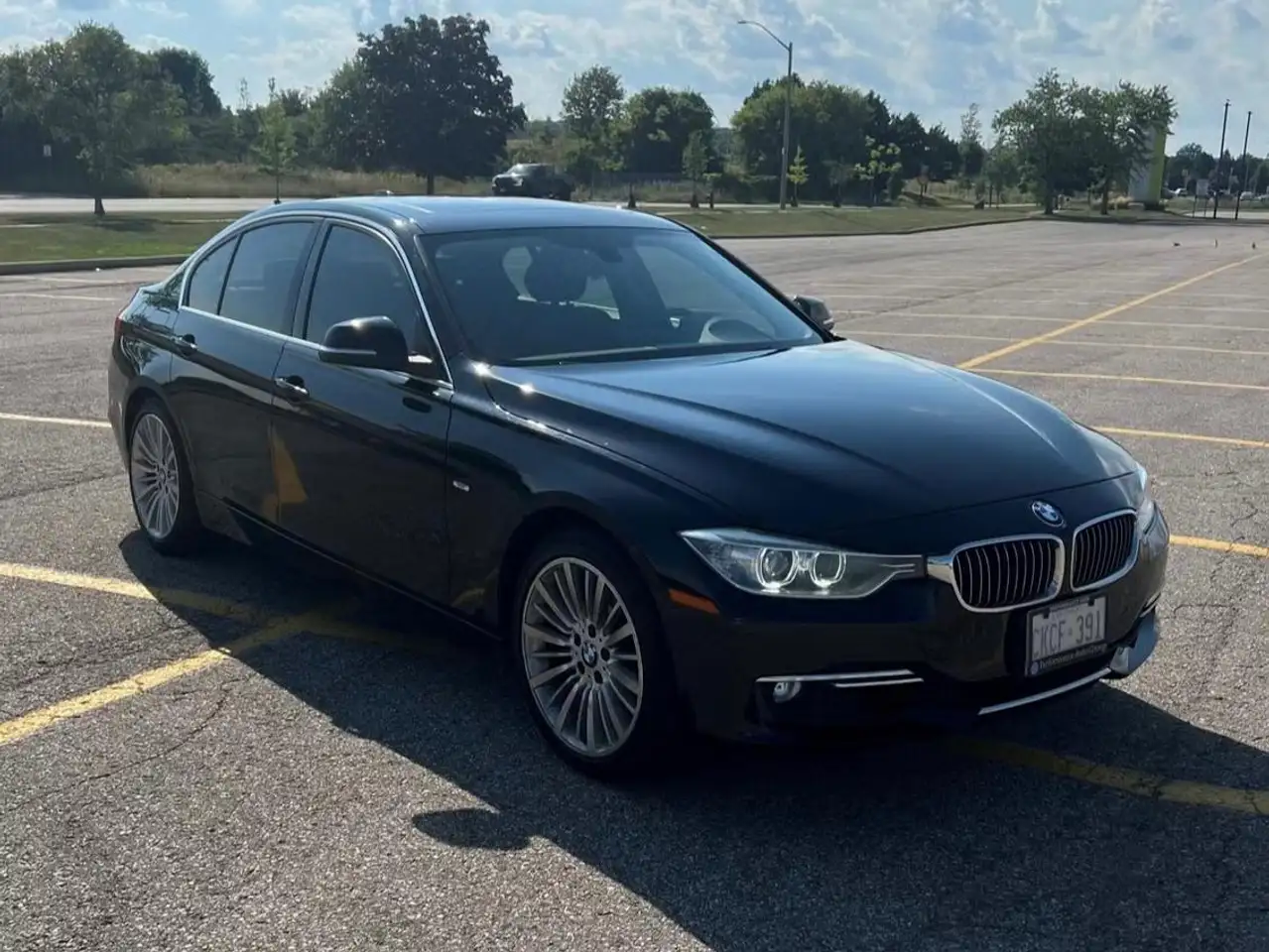 BMW 3 Series снимка BMW 3 Series