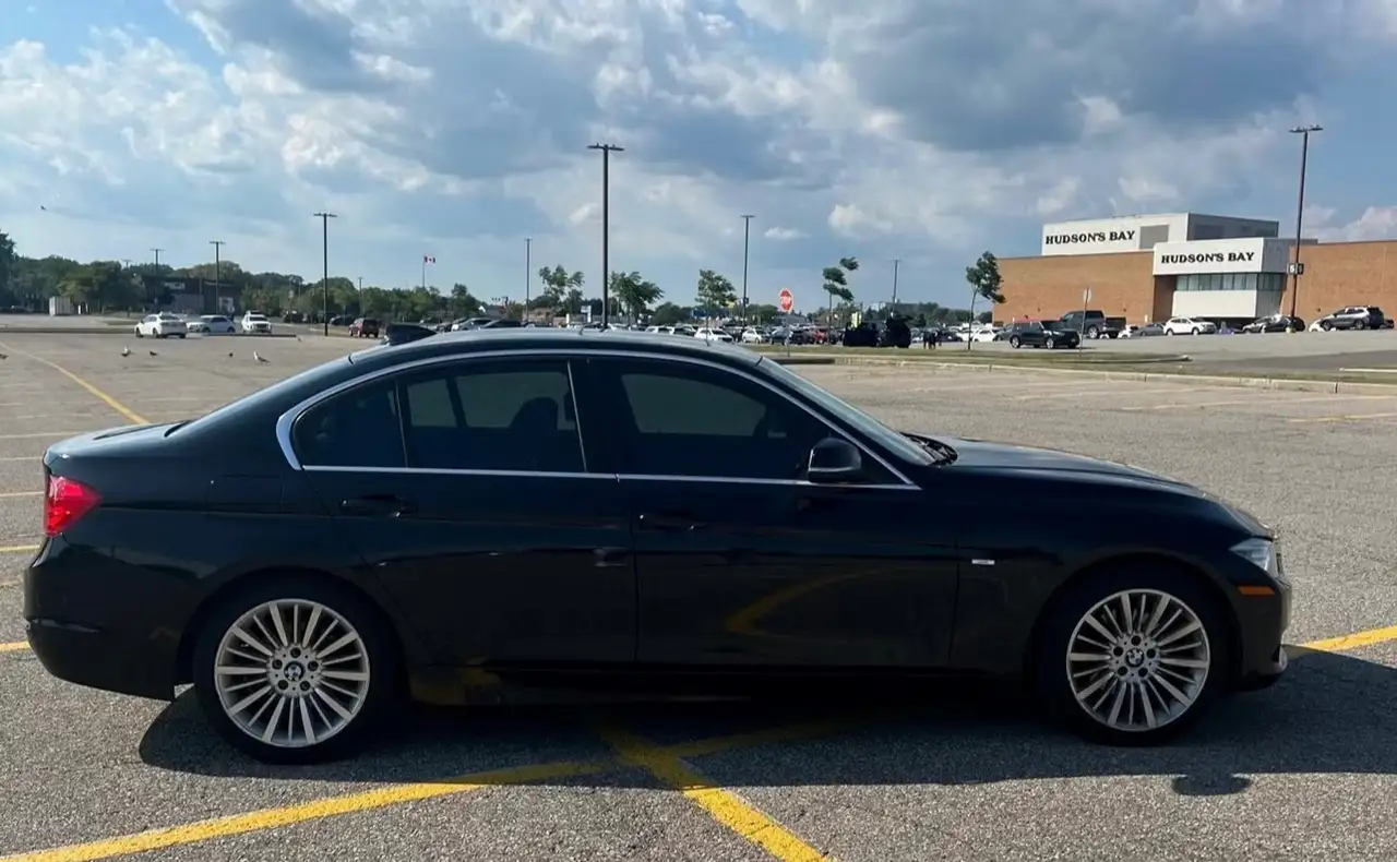 BMW 3 Series снимка BMW 3 Series