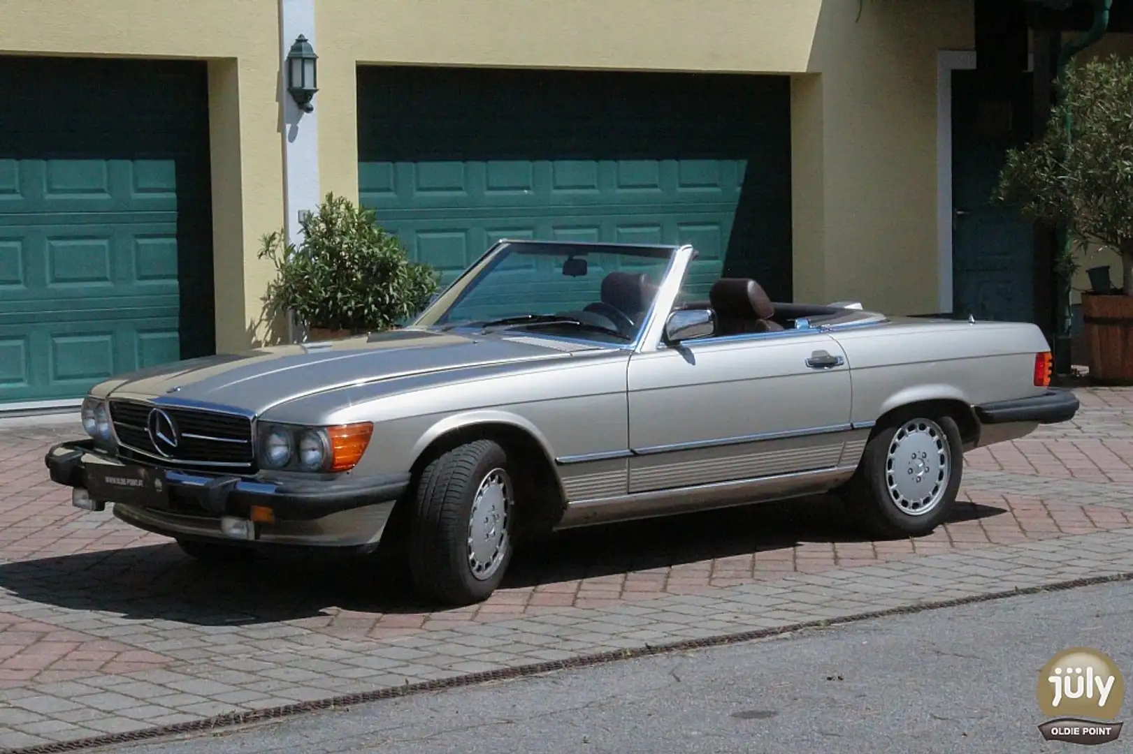 Mercedes-Benz SL 560 (nur USA-Auslieferung) Argintiu - 1