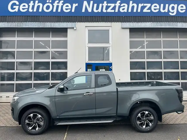 Isuzu D-Max