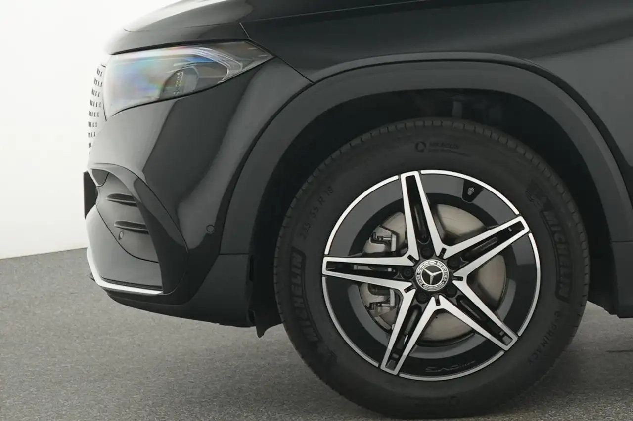 Mercedes-Benz EQB 250 2026