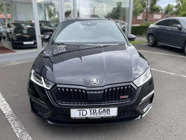 Skoda Octavia view 2