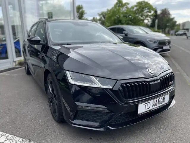 Skoda Octavia view 3