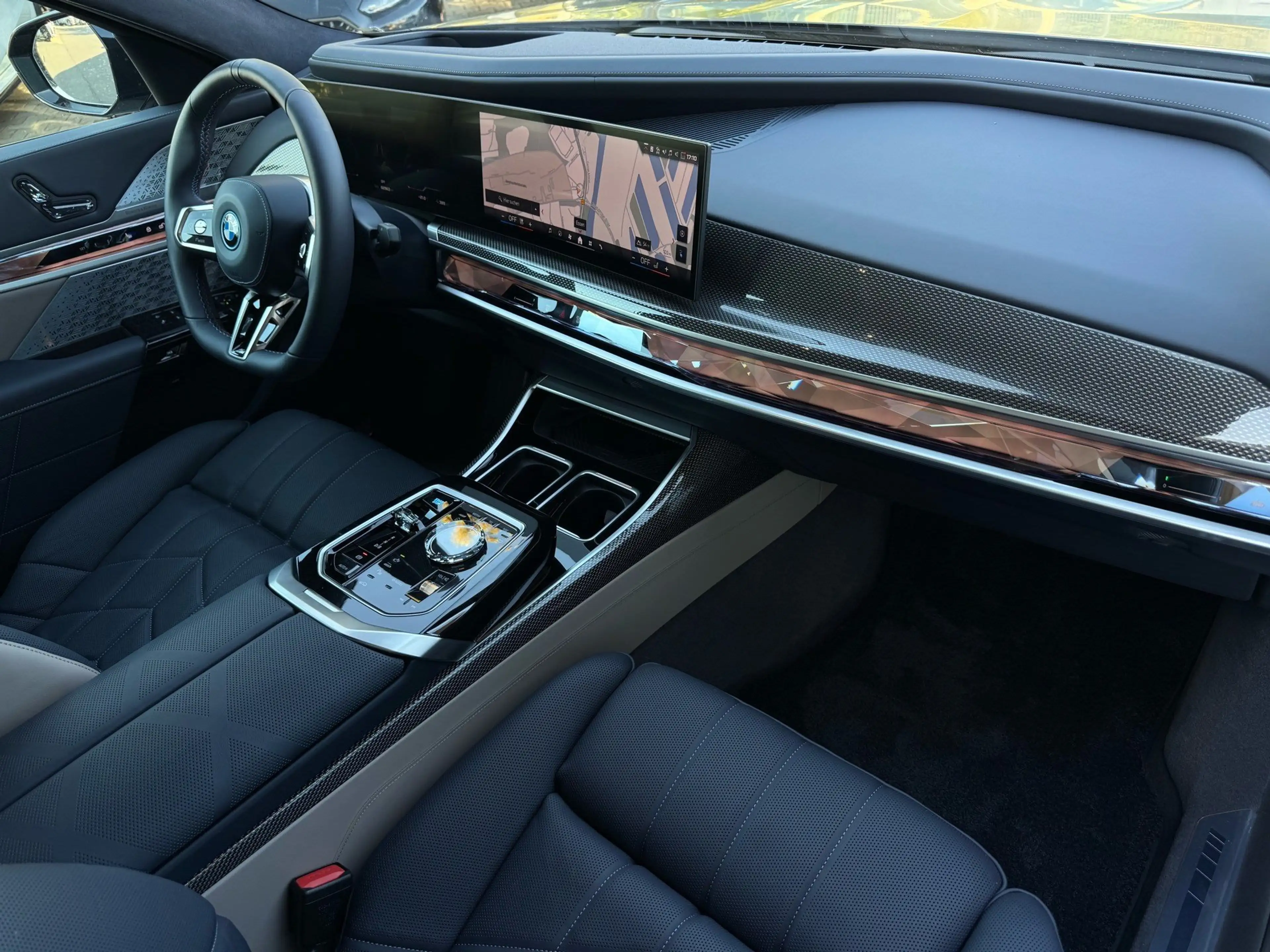 BMW i7 M70 xDrive Limo M Sport Pro || exct.Loung.Seat — photo 5