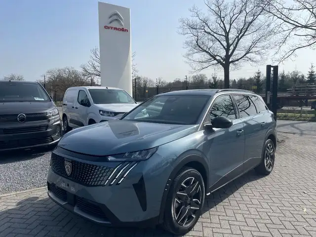 Peugeot 5008 Hybrid 145 Allure