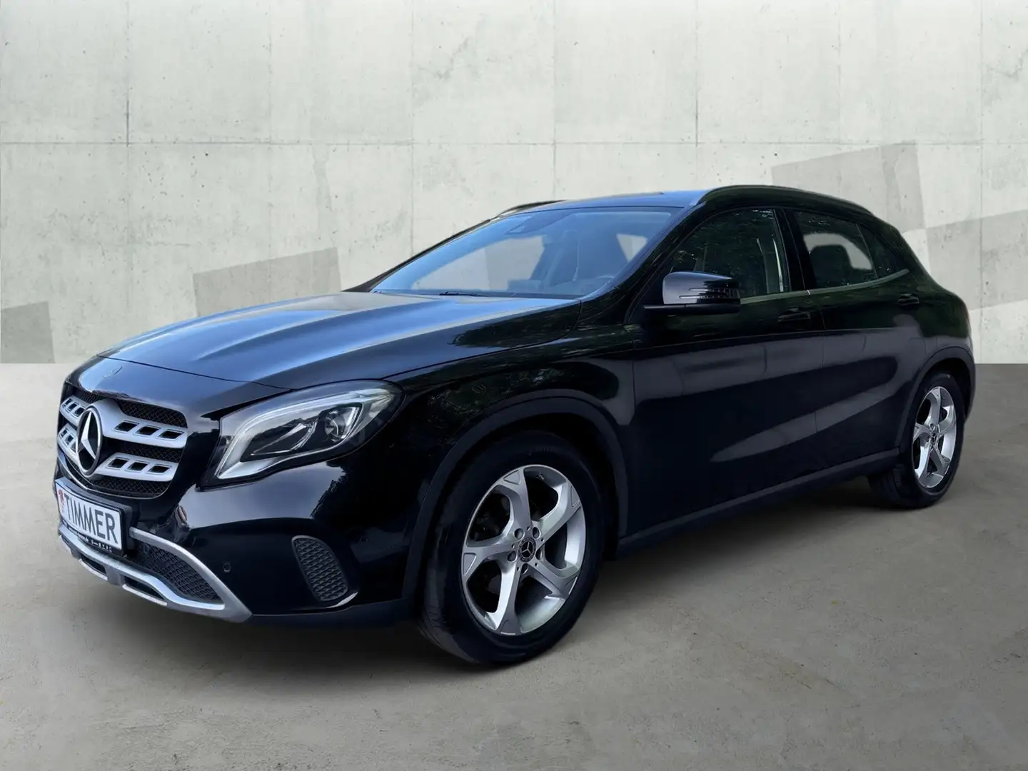 Mercedes-Benz GLA 180 200 Urban *AHK*LED*NAVI*SITZHEIZUNG* Černá - 2