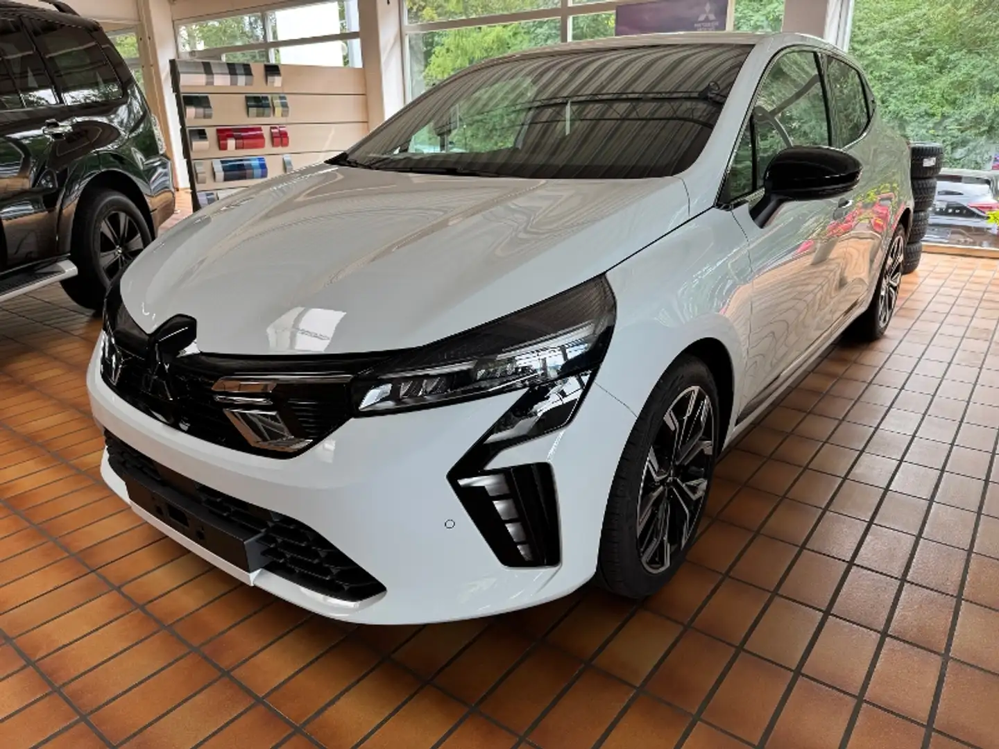 Mitsubishi Colt Select 1.0 T-Benziner 6-Gang Weiß - 2