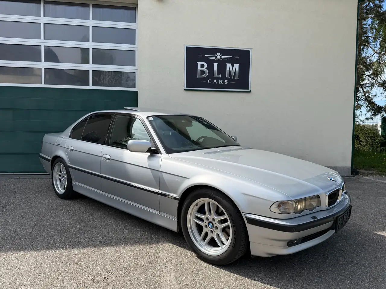 BMW 740d M Paket, Schiebedach, Memory, Leder, Logic 7, foto 6