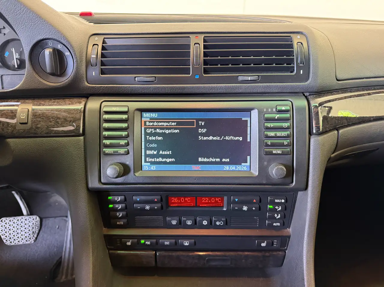 BMW 740d M Paket, Schiebedach, Memory, Leder, Logic 7, foto 12