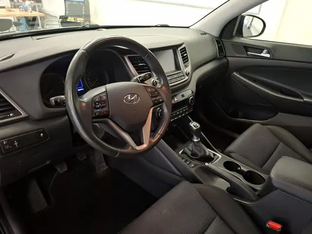 Hyundai Tucson view 8